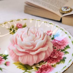 Bougie pivoine parfumée rose jasmin – édition limitée Bridgerton